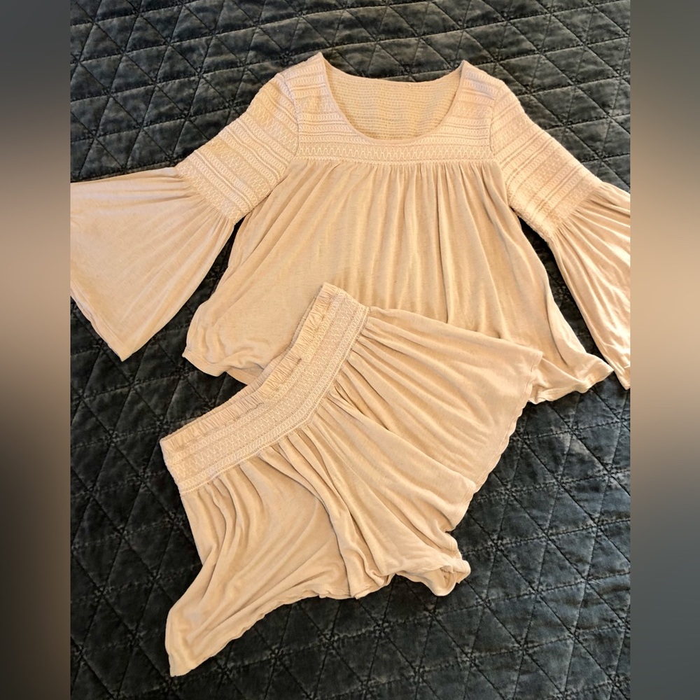 Off white 2 piece short set size medium